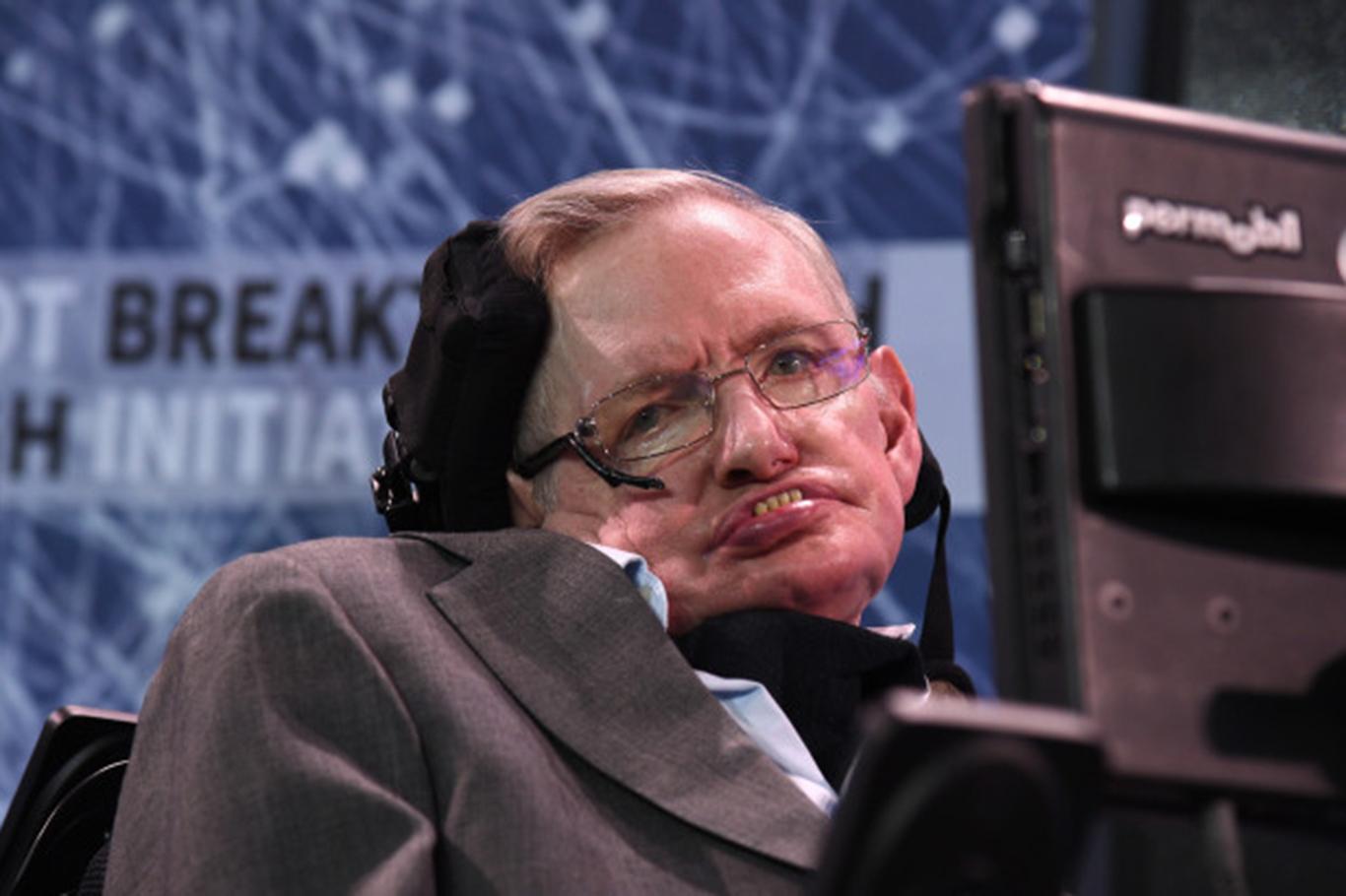 Stephen Hawking öldü Stephen Hawking öldü